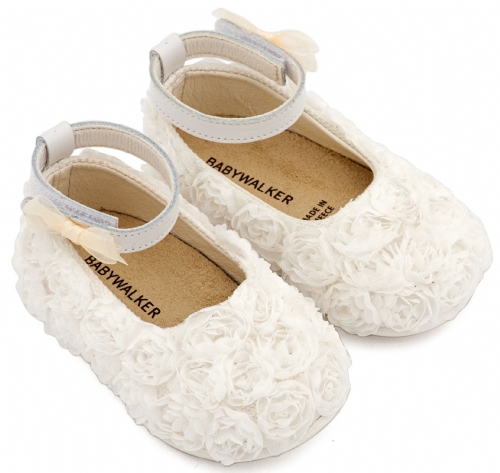 Γοβάκι με λουλούδια λευκό Γοβάκι με λουλούδια λευκό